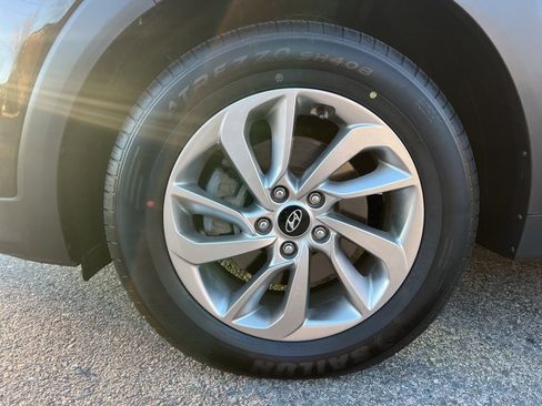 Used 2018 Hyundai Tucson SEL image 10