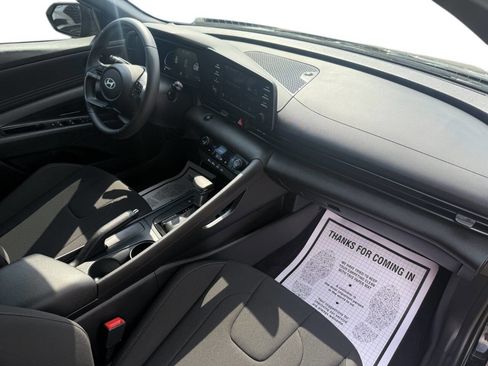 Used 2025 Hyundai Elantra Sport w/ Cargo Package image 8