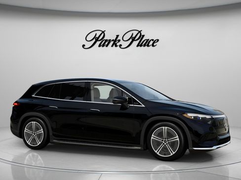 Used 2023 Mercedes-Benz EQS 450+ SUV image 30