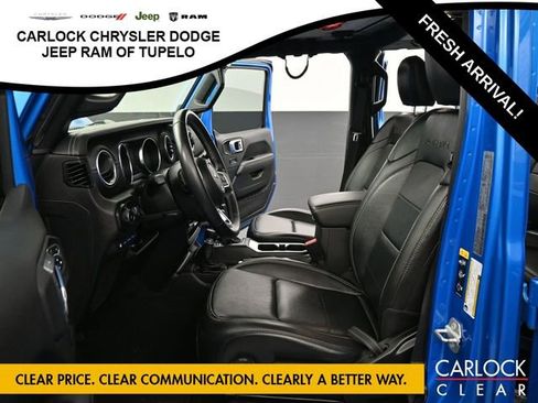 Used 2022 Jeep Wrangler Sahara image 13