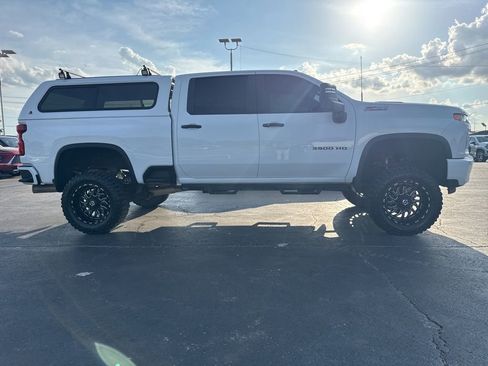Used 2022 Chevrolet Silverado 3500 LT w/ All Star Edition AWD/4WD image 10
