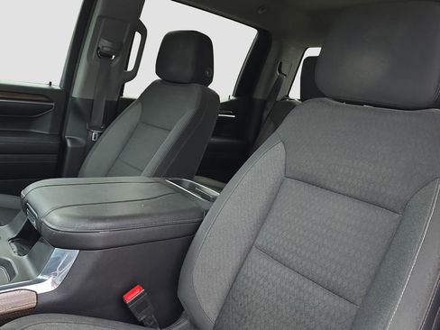 Used 2023 Chevrolet Silverado 1500 LT Trail Boss AWD/4WD image 7