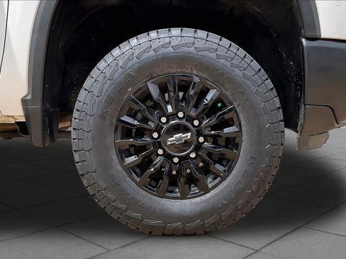 Used 2024 Chevrolet Silverado 2500 LT w/ Z71 Sport Edition AWD/4WD image 11