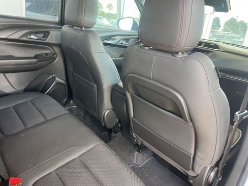 Used 2023 Chevrolet TrailBlazer RS image 25