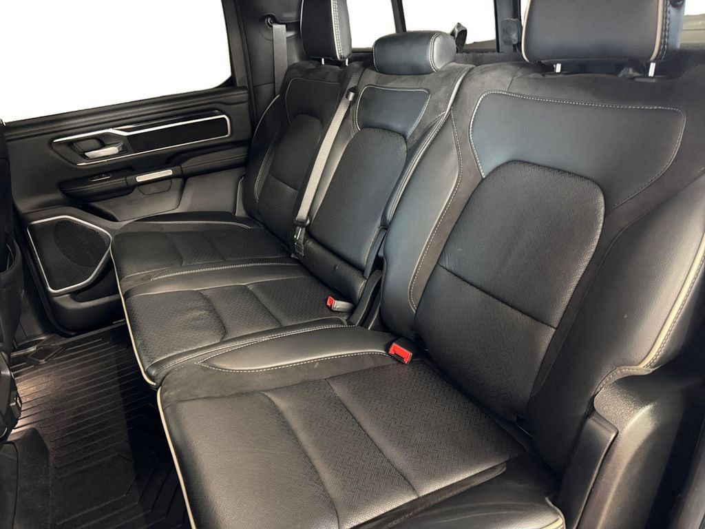 Used 2022 RAM 1500 Laramie w/ Sport Appearance Package AWD/4WD image 16