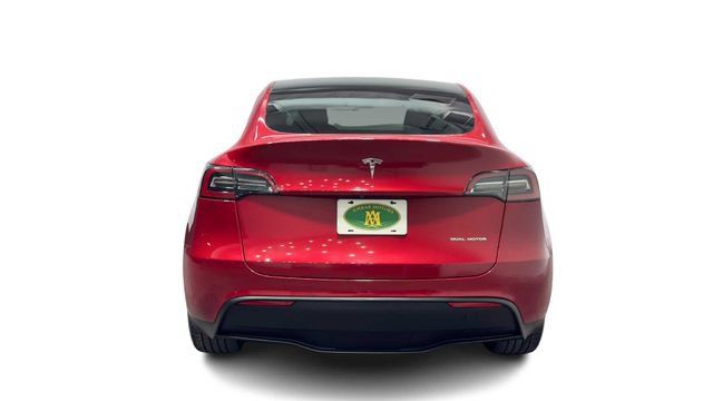 Used 2021 Tesla Model Y Long Range AWD/4WD image 3