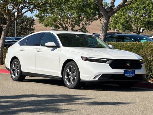 Used 2024 Honda Accord EX image 8