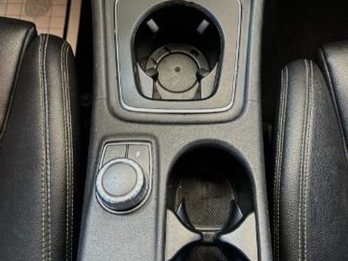 Used 2018 Mercedes-Benz CLA 250 image 16