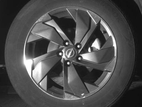 Used 2025 Nissan Rogue SV image 13