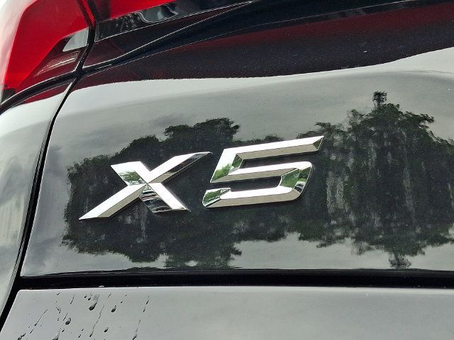 Used 2026 BMW X5 xDrive40i w/ M Sport Package AWD/4WD image 31