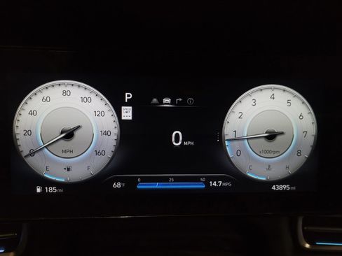 Used 2024 Hyundai Elantra SEL FWD image 23