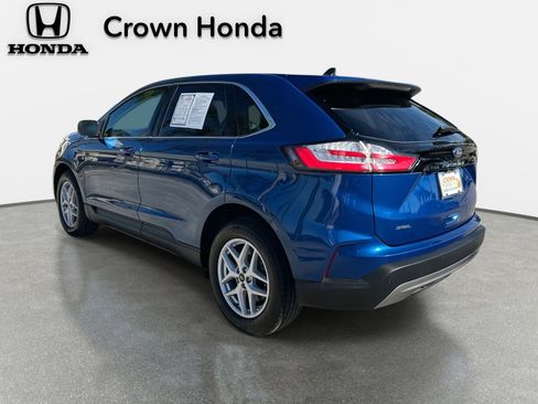 Used 2023 Ford Edge SEL w/ Convenience Package image 4