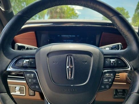 Used 2022 Lincoln Navigator Reserve RWD image 22