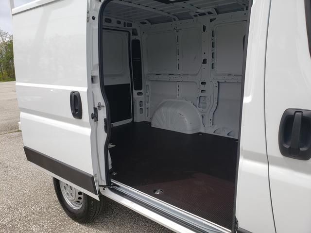 Used 2025 RAM ProMaster 1500 w/ Convenience Group FWD image 32