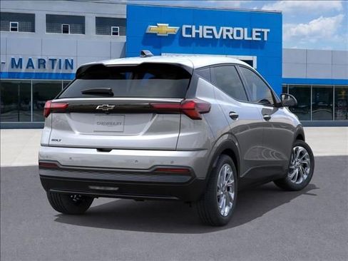 New 2027 Chevrolet Bolt LT w/ Comfort Package FWD image 4