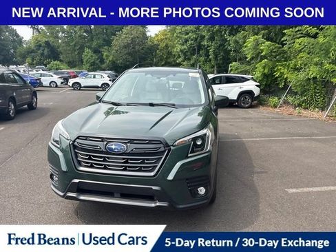 Used 2024 Subaru Forester Premium AWD/4WD image 2