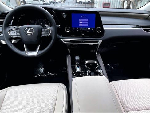 Used 2024 Lexus RX 350 FWD image 14