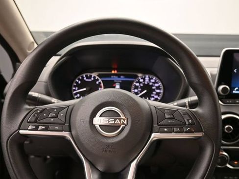 Used 2024 Nissan Sentra SV FWD image 15