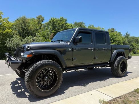 Used 2020 Jeep Gladiator Sport w/ Quick Order Package 24S AWD/4WD image 5
