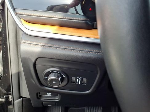 Used 2024 Jeep Grand Cherokee Summit AWD/4WD image 18