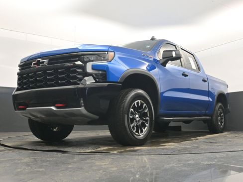 Used 2022 Chevrolet Silverado 1500 ZR2 image 26