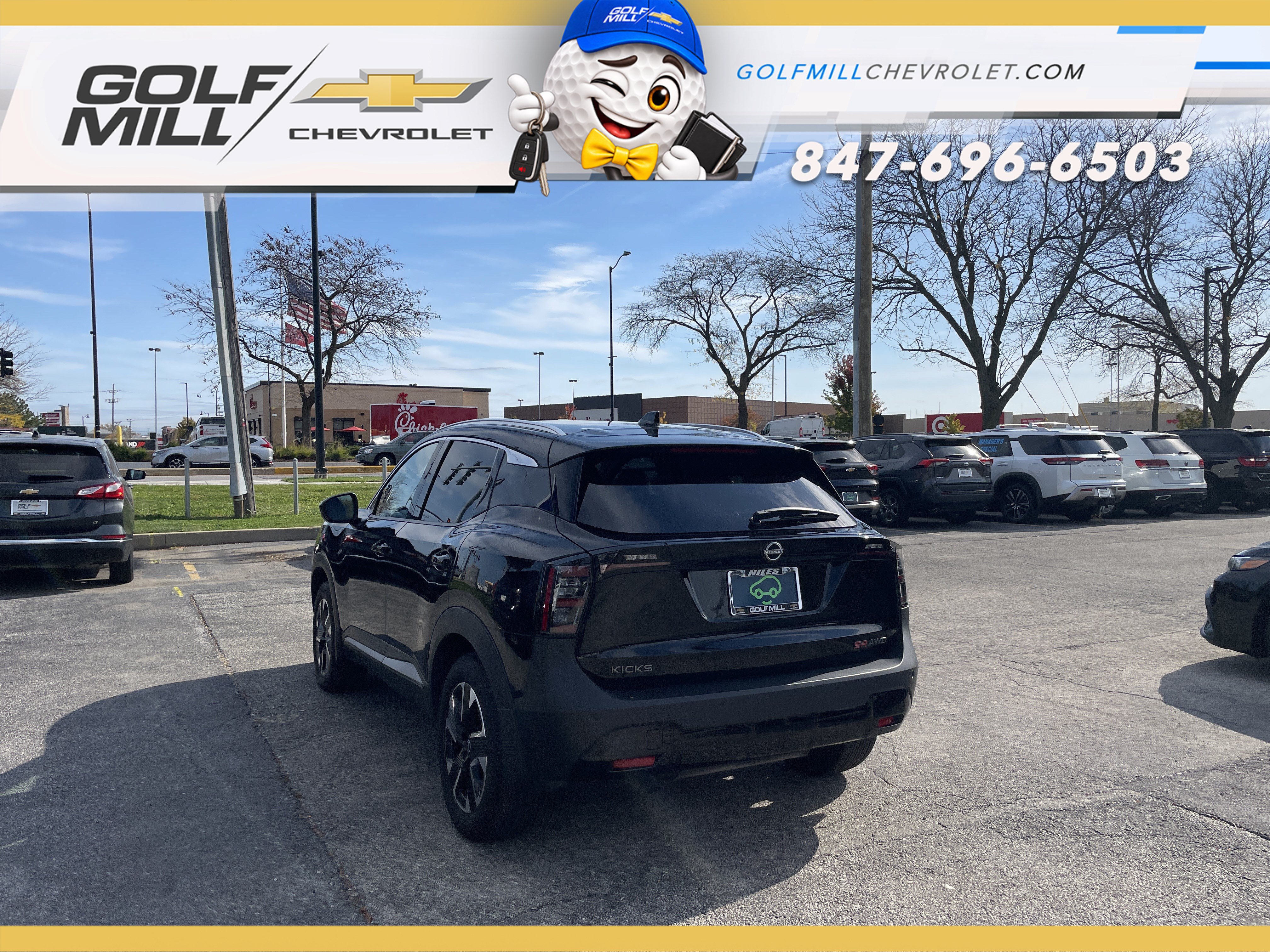 Used 2025 Nissan Kicks SR AWD/4WD image 8