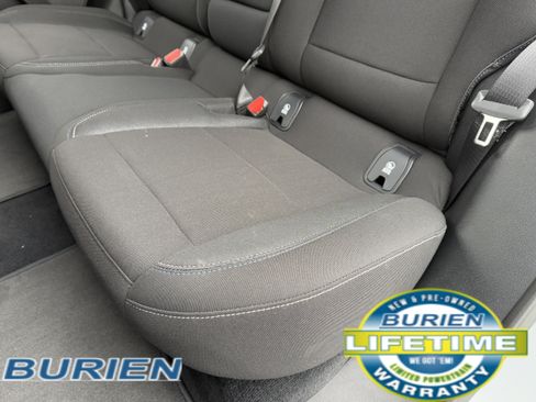 New 2026 Chevrolet Equinox EV LT image 29