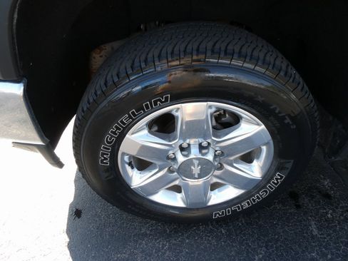 Certified 2020 Chevrolet Silverado 2500 LTZ w/ LTZ Plus Package image 12