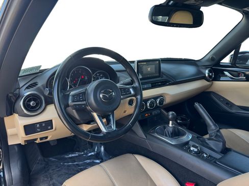 Used 2016 MAZDA MX-5 Miata Grand Touring RWD image 10