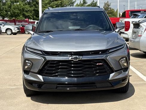 Used 2025 Chevrolet Blazer RS FWD image 8