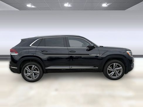 Used 2024 Volkswagen Atlas Cross Sport SEL R-Line image 8
