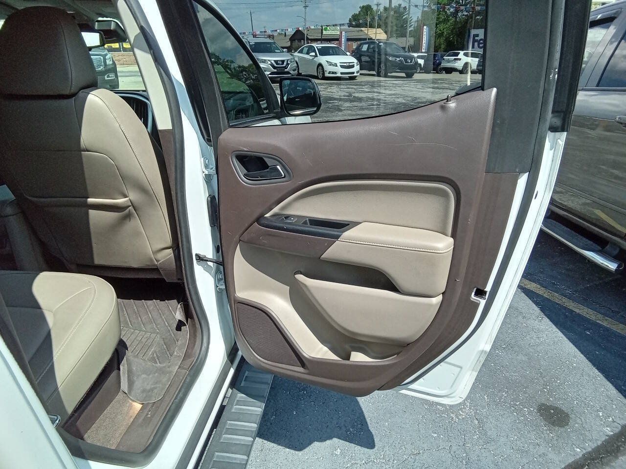 Used 2017 GMC Canyon SLT w/ Driver Alert Package RWD image 7