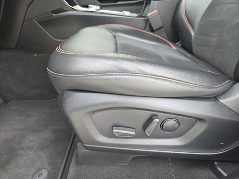 Used 2022 Ford Explorer ST-Line image 24