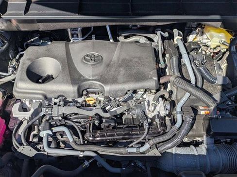 Used 2023 Toyota Highlander XLE image 21