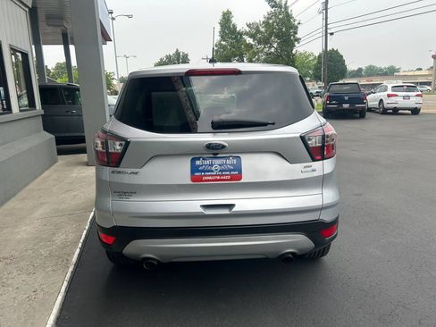 Used 2017 Ford Escape SE AWD/4WD image 29