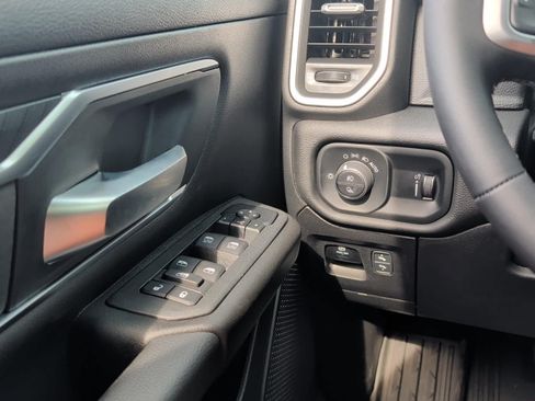 Used 2025 RAM 1500 Big Horn AWD/4WD image 22