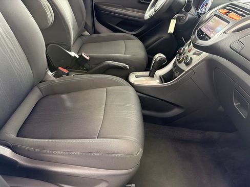 Used 2016 Chevrolet Trax LT FWD image 23