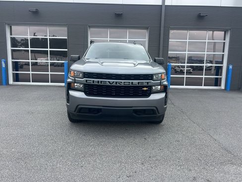 Used 2021 Chevrolet Silverado 1500 Custom image 5