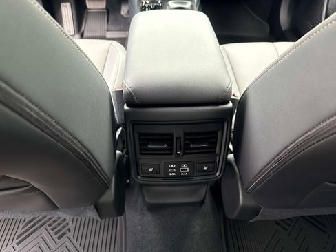 New 2026 Subaru Outback Limited AWD/4WD image 17
