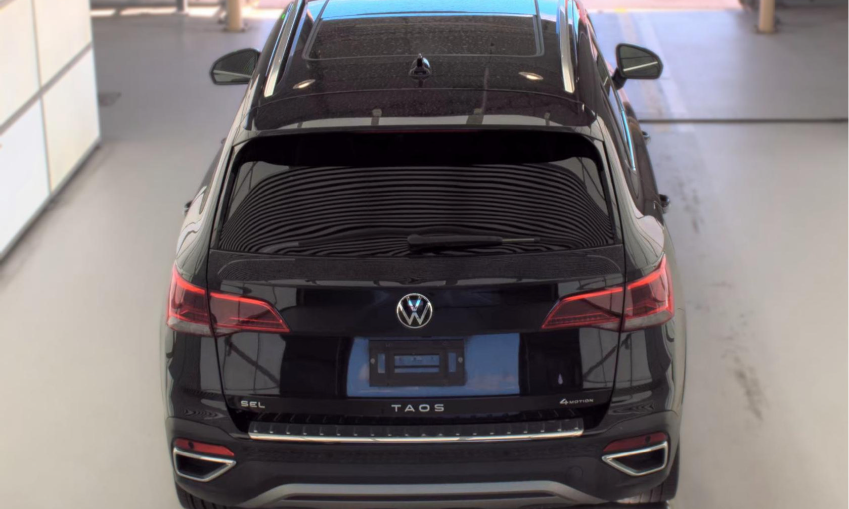 Used 2023 Volkswagen Taos SEL AWD/4WD image 4