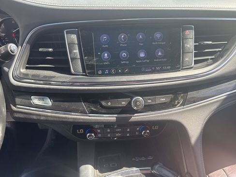 Used 2022 Buick Enclave Premium image 14