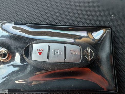 Used 2024 Nissan Frontier S w/ Technology Package image 36