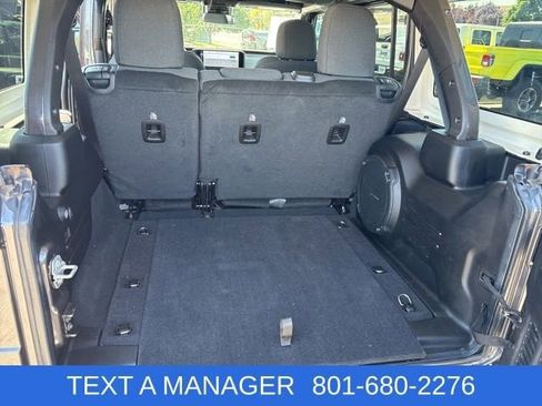 Used 2025 Jeep Wrangler Unlimited Sport AWD/4WD image 16
