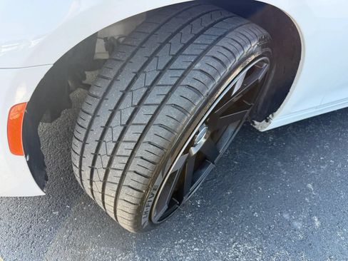 Used 2016 Chrysler 300 S RWD image 42
