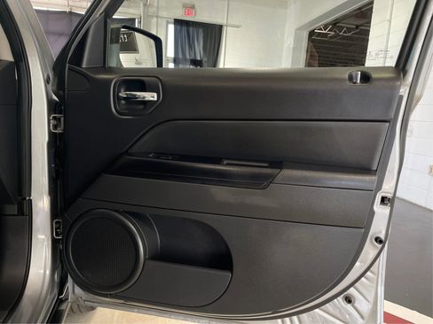 Used 2014 Jeep Patriot High Altitude image 26