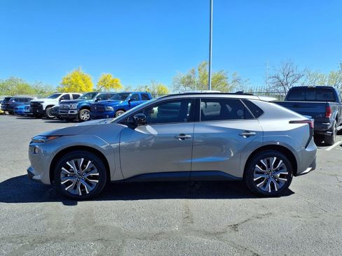 New 2026 Subaru Solterra image 12