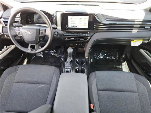 Used 2026 Toyota Camry LE FWD image 22