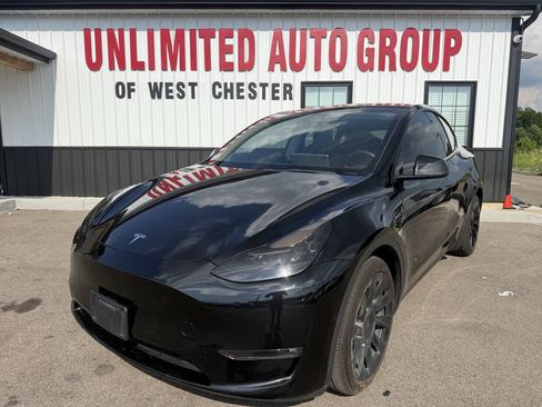 Used 2021 Tesla Model Y Long Range AWD/4WD image 1
