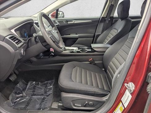 Used 2014 Ford Fusion SE FWD image 13