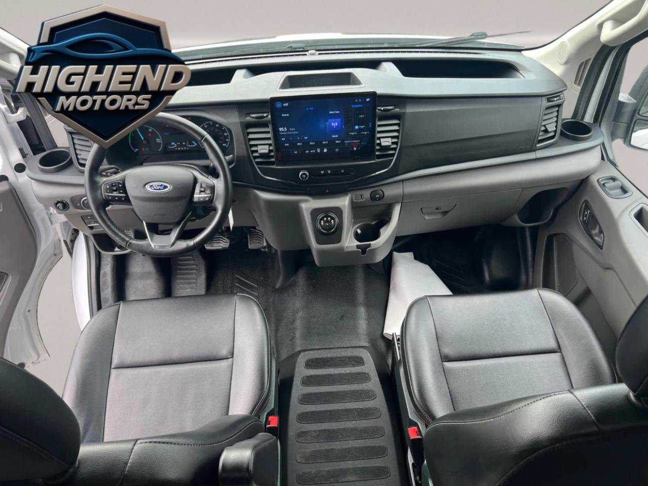 Used 2023 Ford E-Transit Medium Roof RWD image 17